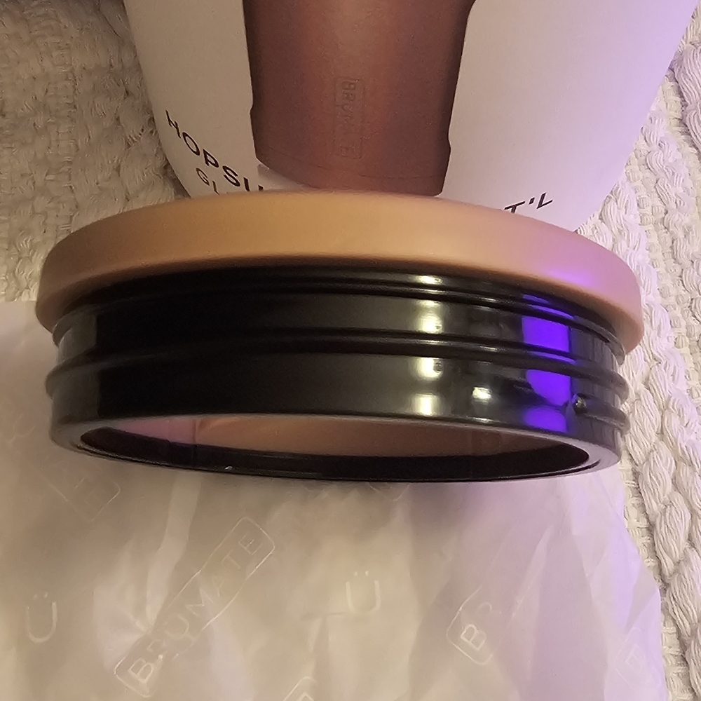 BrüMate Glittery Rose Gold Hopsulator - Picture 6 of 7